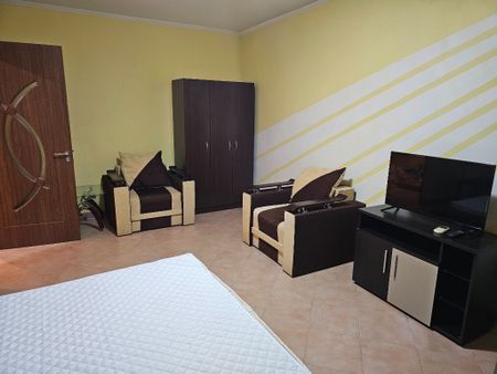 Proprietar inchiriez garsoniera langa Mall Vitan - Fotografie 3