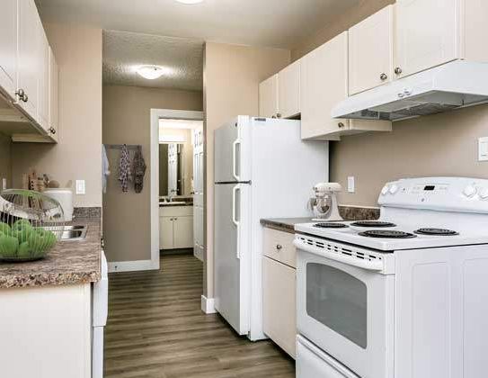 The Ridgewood Apartments Edmonton | 4559 32 Avenue, Edmonton - Photo 1