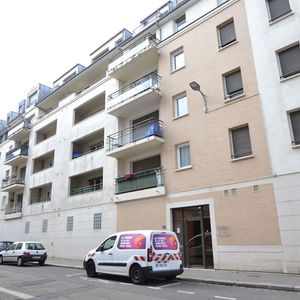 ROUEN - Appartement 4 pièces - Photo 3