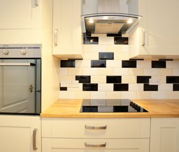 Barbican Mews, York - Photo 3