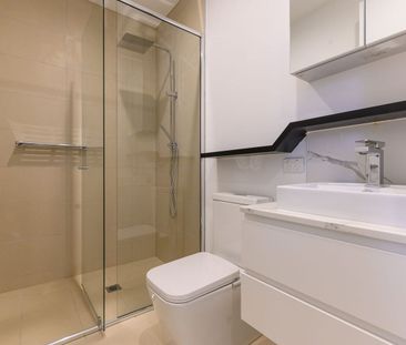 Contemporary lifestyle close to Monash - Photo 4
