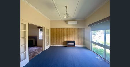 Conveniently located 2 Bedroom Home - Photo 3