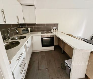 1 bedroom apartment to rent High Oak, DY5 - Photo 4