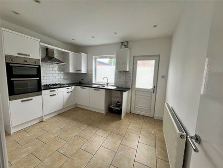 Barnbygate, Newark, Notts, NG24 - Photo 5