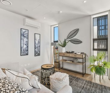 Stylish two- bedroom Long Bay Apartment ! - Photo 6