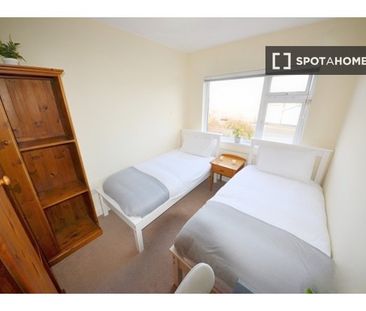 Bed in a shared room for rent in Southside, Dublin - Photo 4