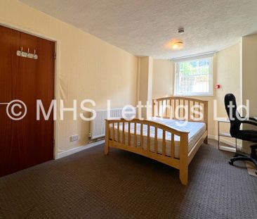 45 Delph Mount, Woodhouse, LS6 2HS - Photo 5