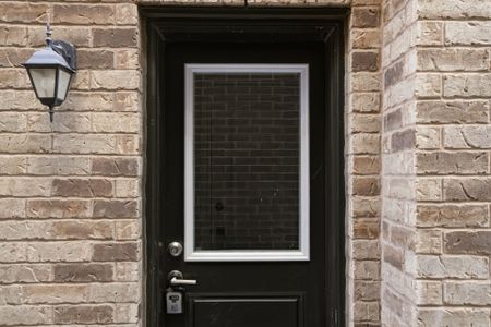 For Lease - 406 Thornborrow Court Unit# Basement, Milton, Ontario - Photo 3