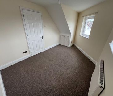 3 bedroom detached house to rent - Photo 5