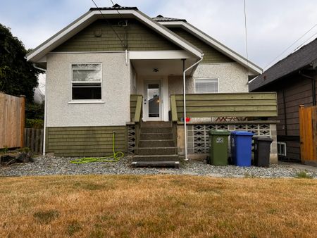 2939 Kingsway Avenue - 1 - Photo 5