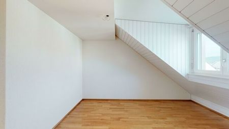 A fantastic apartment in the attic is looking for you - Foto 3