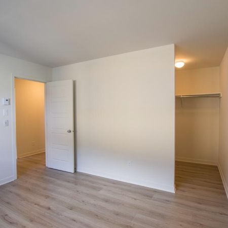 Logement 4 1/2 - Novembre 2025 - Photo 4