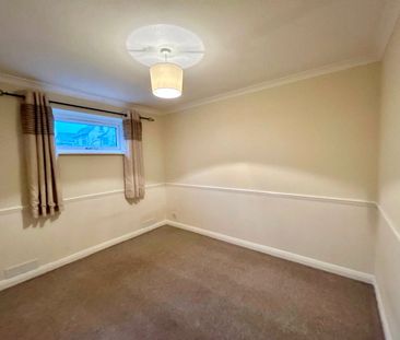 Albert Street, Fleet, Hampshire, GU51 - Photo 3