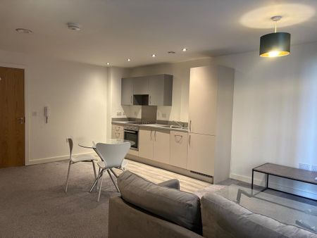 Studio to rent - Photo 2