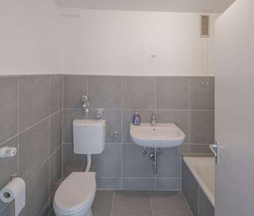 Mit Terrasse: 2 Zimmer Mietwohnung im Erdgeschoss - Foto 2