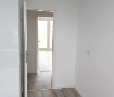 Für sie liebevoll renoviert! 4-Raumwohnung mit Balkon - Foto 3