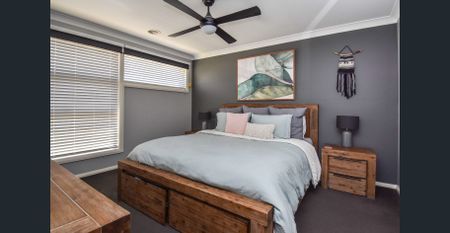 What a Home, What a Shed! - Photo 2