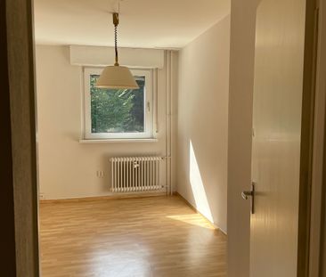 Schöne Familienwohnung im Erdgeschoss ab sofort frei - Photo 4