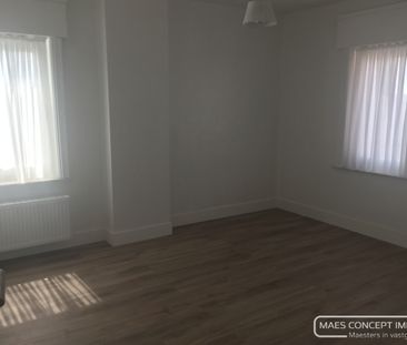 Ruime volledig vernieuwde woning te huur met tuin en 3 slaapkamers - Photo 1
