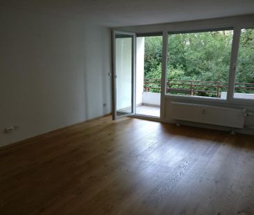 2,5 Zimmer - Sindelfingen - 60qm - Balkon - Einbauküche - Bad neu - Photo 1
