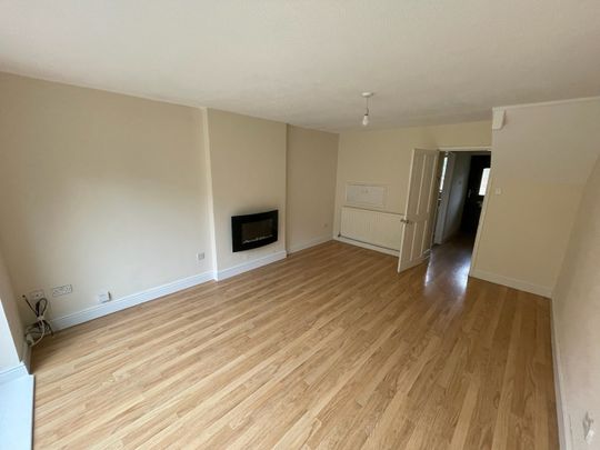 2 Bed End Terrace, Mickledon Close, NG2 - Photo 1