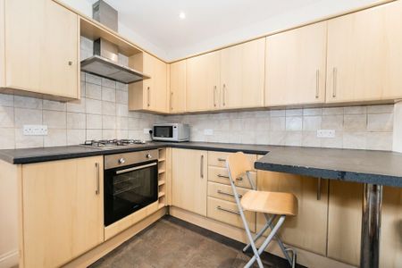 Norwood Terrace, Leeds - Photo 3