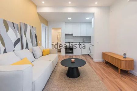 Alquiler de piso en Avenida de Burgos - Photo 3