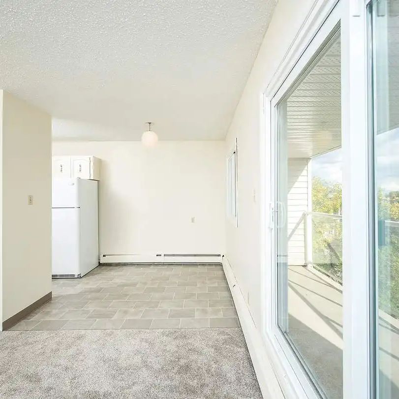 North Haven Estates — 2 Bedroom Renovated - Photo 1