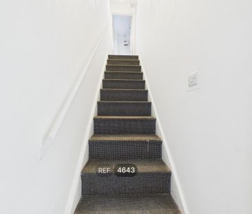2 bedroom property to rent - Photo 4
