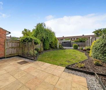 Ash Lane, Ambrosden, OX25 - Photo 2