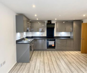 2 bedroom flat to rent - Photo 4