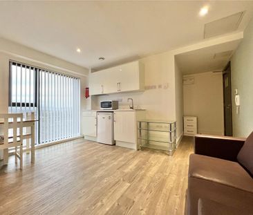1 bedroom property to rent - Photo 3