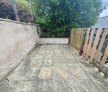 2 bedroom end of terrace house to rent - Photo 6