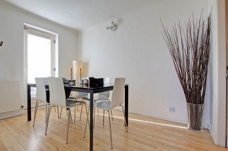 2 bedroom duplex to rent - Photo 4