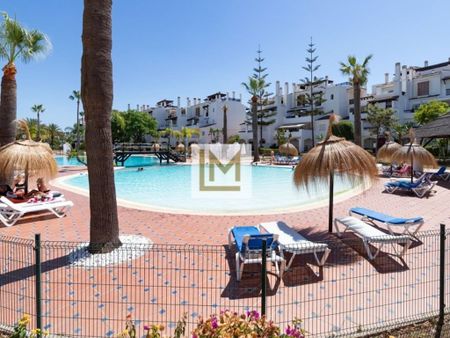 3 bedroom luxury Flat for rent in Guadalmina Alta, Marbella, Malaga, Andalusia - Photo 5