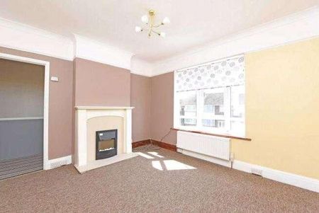 Yorktown Road, College Town, Sandhurst, Berkshire, GU47 - Photo 3