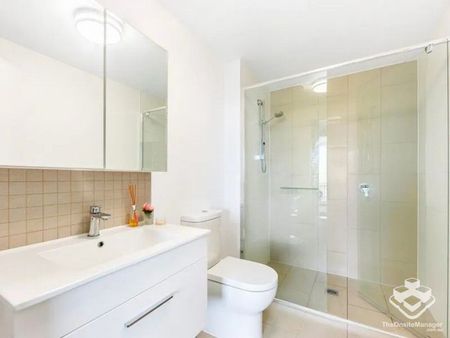 Lake View Unit at the Sought After Varsity Waters Apartments - Photo 3