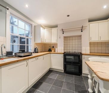 3 bedroom semi-detached house to rent - Photo 4