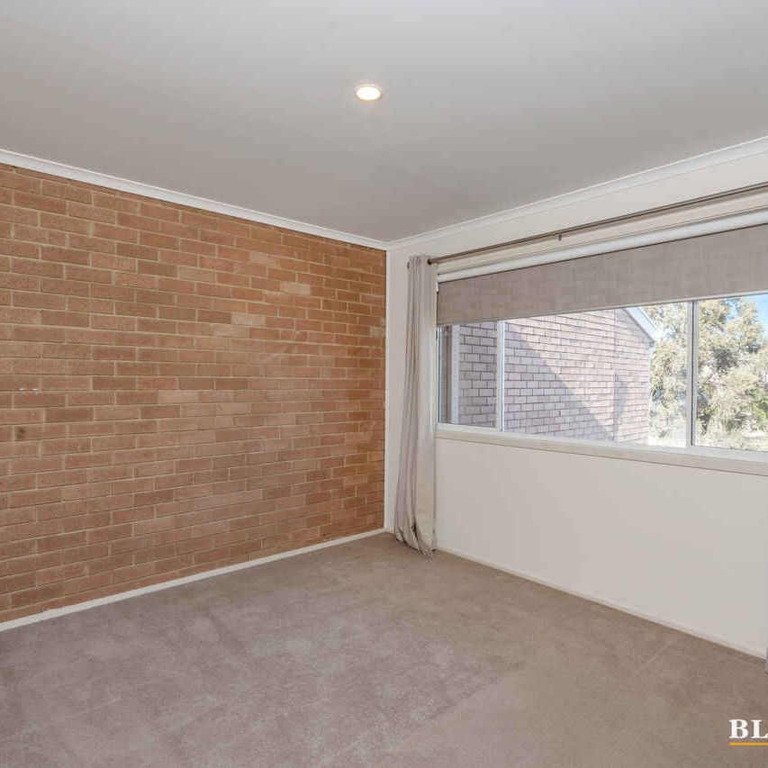 Three bedroom home - Photo 1