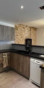 House - Photo 3