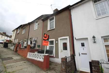 2 bedroom terraced house to rent - Photo 3