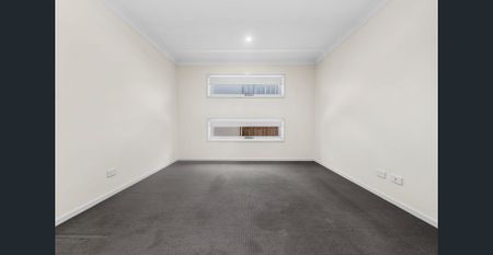 Spacious Modern Family Home in the Heart of Yarrabilba - Photo 5