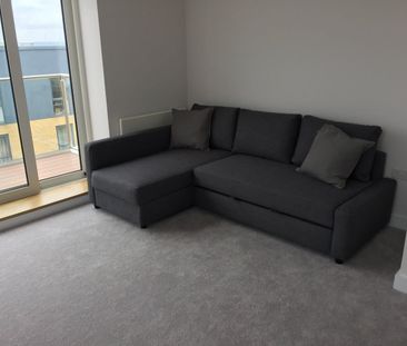 1 Bed Flat, Skylark House, RG2 - Photo 2