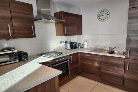 Apt 10-04 The Obel, 62 Donegall Quay, Belfast, BT1 3NH - Photo 3