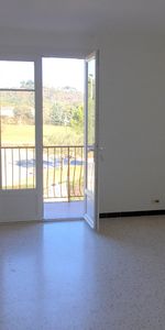 Location Appartement 3 pièces 62m² - Photo 3