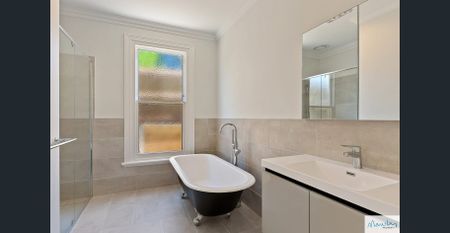 GRAND RENOVATED PERIOD HOME - Photo 5