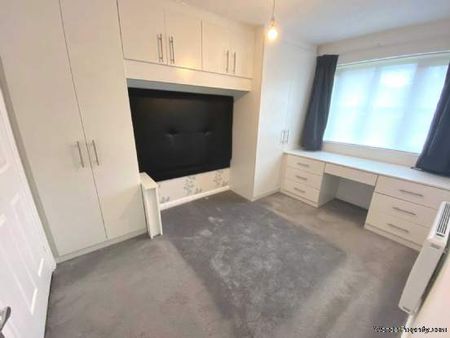 2 bedroom property to rent in Borehamwood - Photo 4