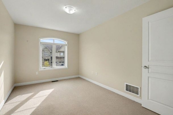 For Lease - 65 Bradbury Road, Hamilton, Ontario - Photo 1