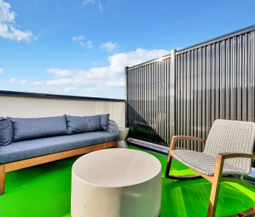 For Lease - 39 Danforth Road Unit# 330, Toronto, Ontario - Photo 4