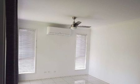 THREE BEDROOM MODERN DUPLEX IN LOGAN RESERVE - Photo 3